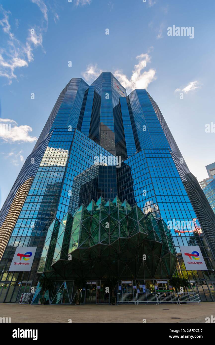 Exterior view of the tower housing the headquarters of the oil company TotalEnergies, formerly known as Total Stock Photo