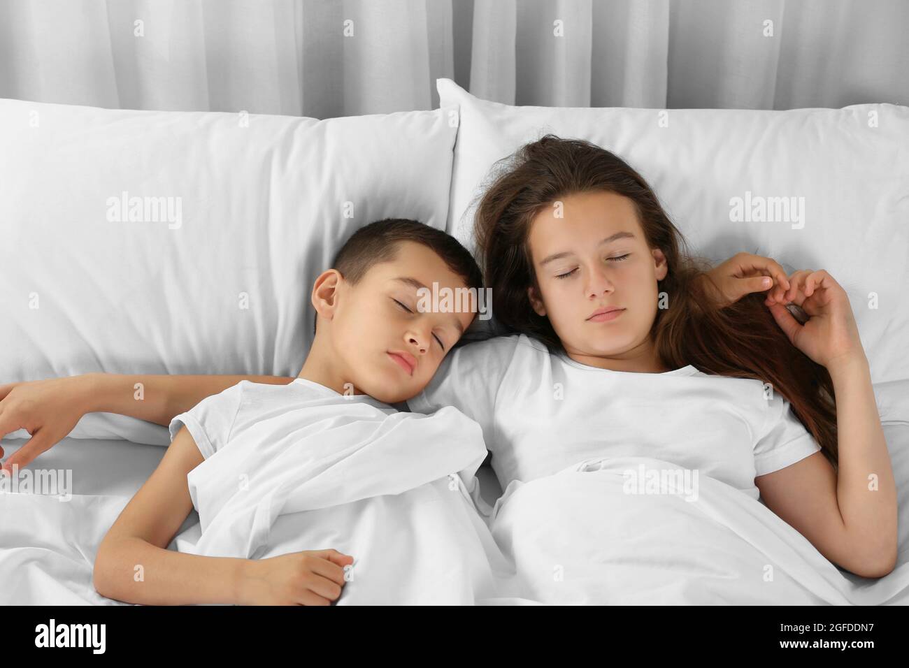 Sleeping brother and sister porn video