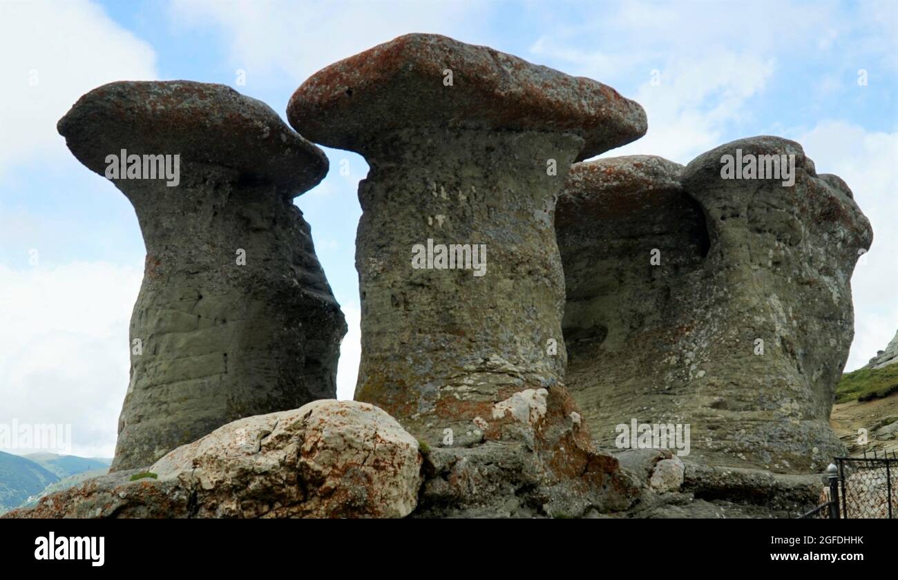 Babele monument natural hi-res stock photography and images - Alamy