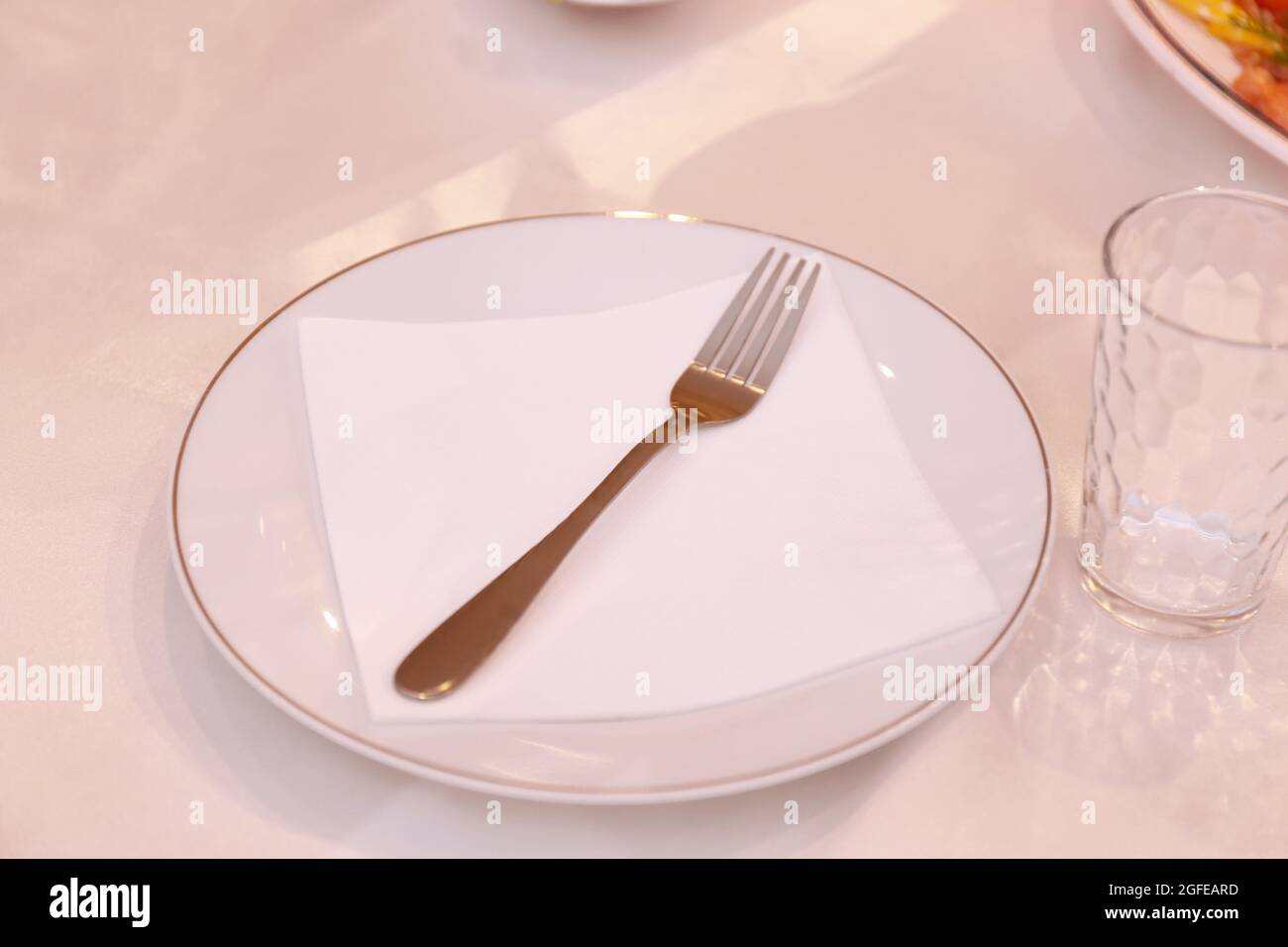 Table appointments in restaurant Stock Photo Alamy