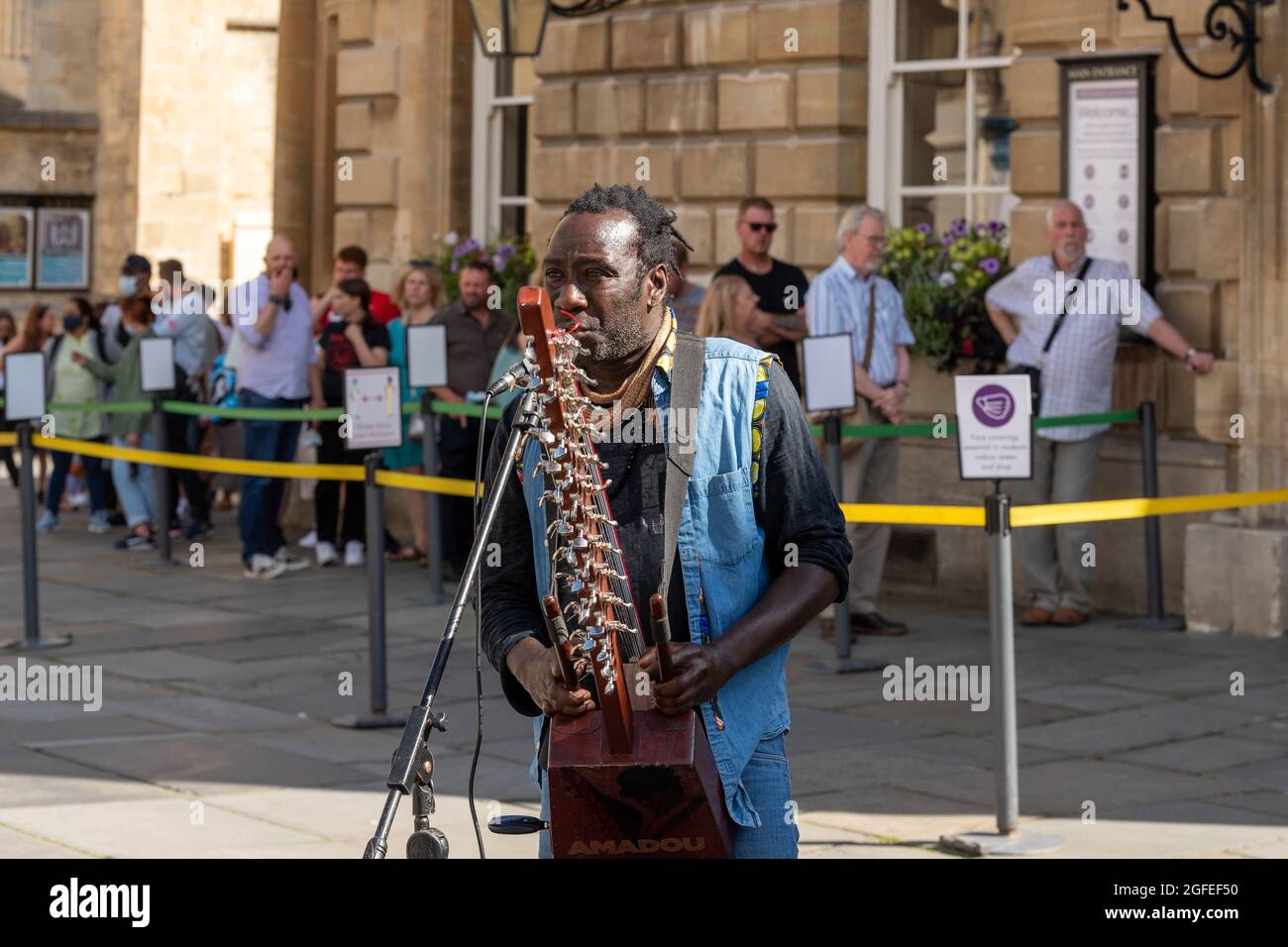 Bath, UK. 2nd Aug, 2021. UK Weather, Summer sunshine in Bath, Bath ...