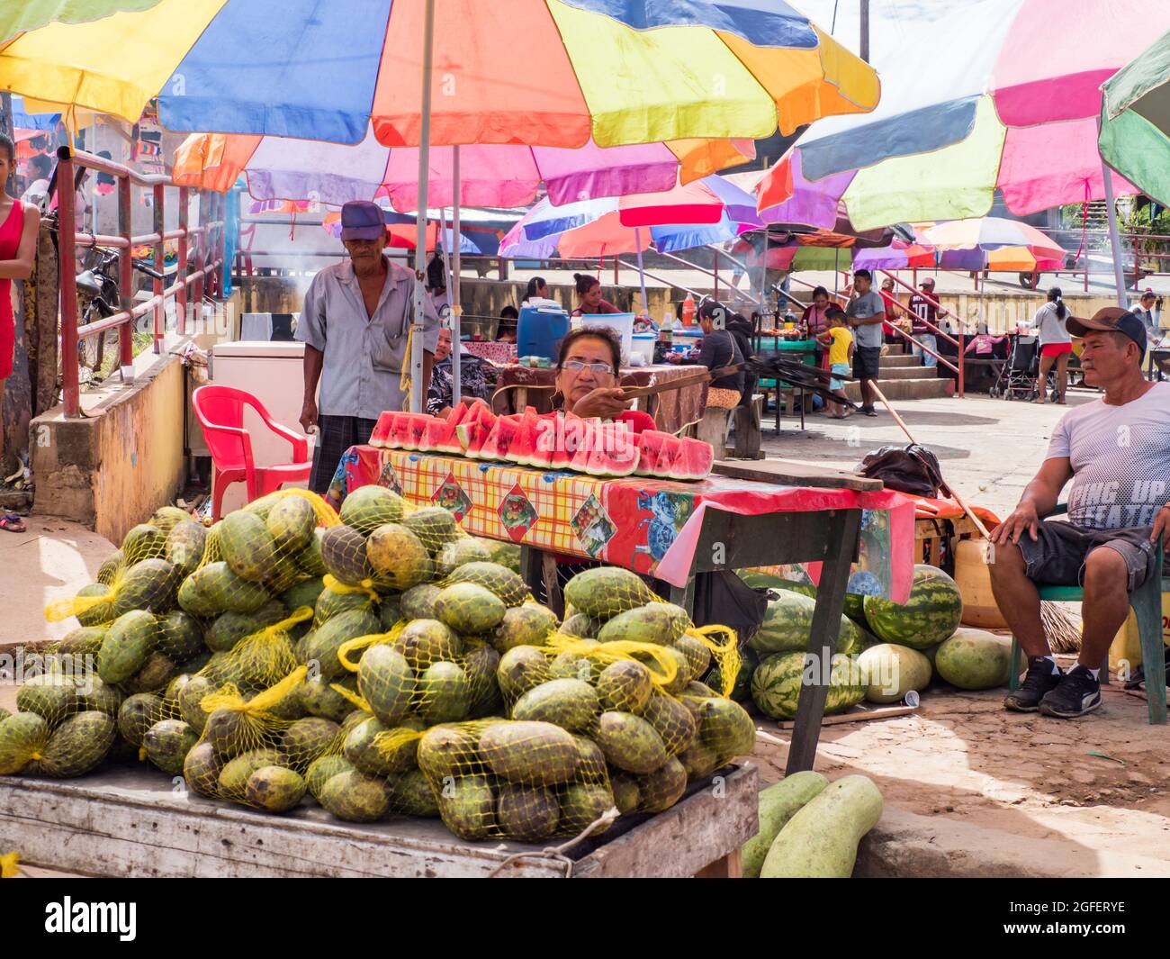 Selling watermelon hi-res stock photography and images - Page 3 - Alamy