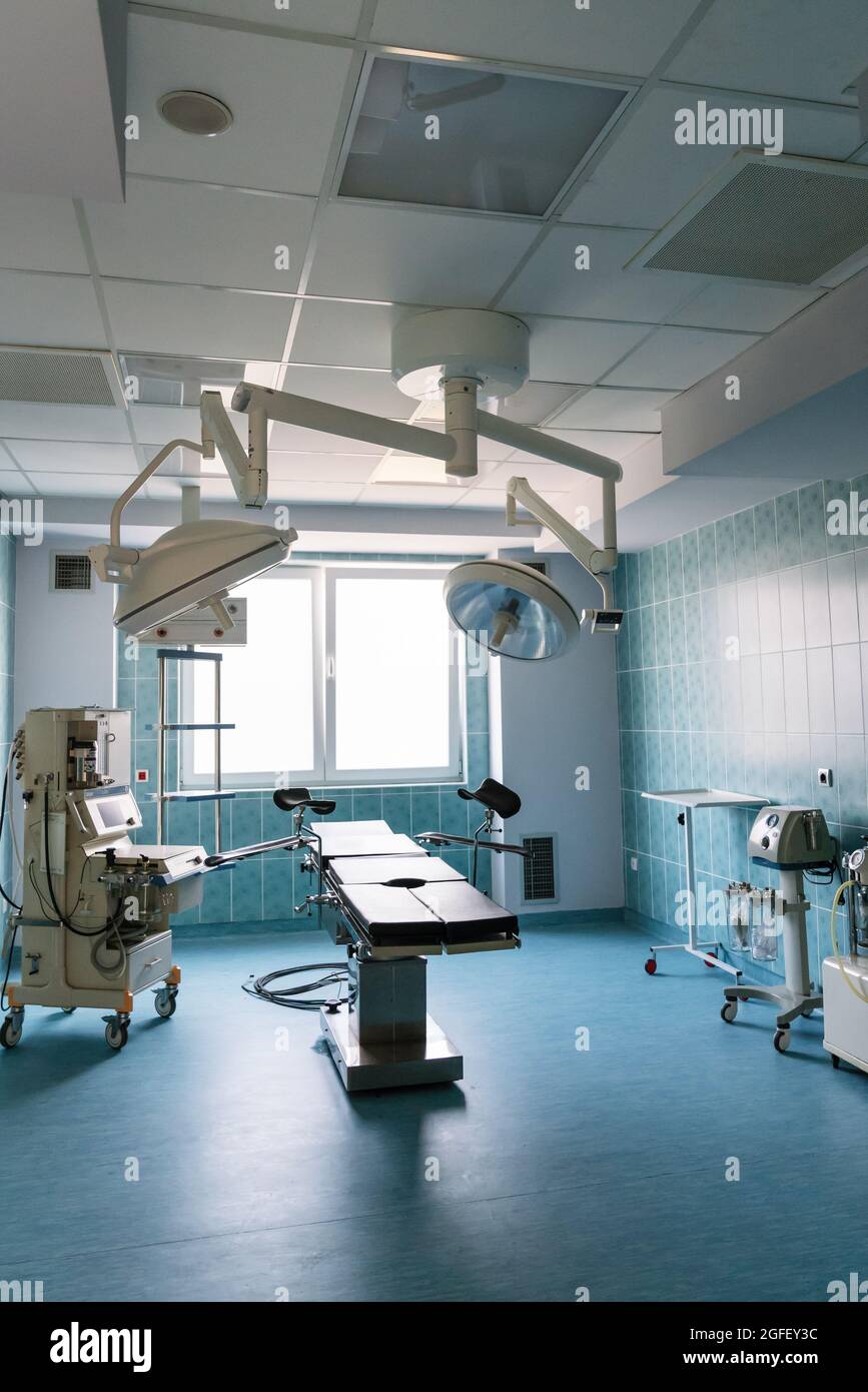 Equipment and medical devices in modern operating room Stock Photo - Alamy