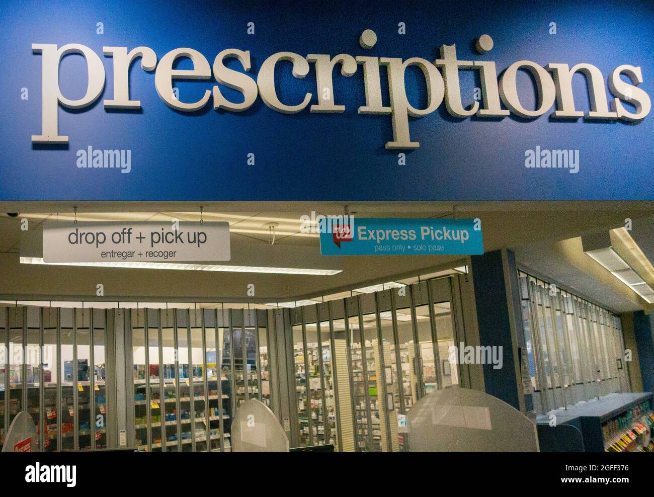 Walgreens drugstore in Brooklyn NYC Stock Photo Alamy