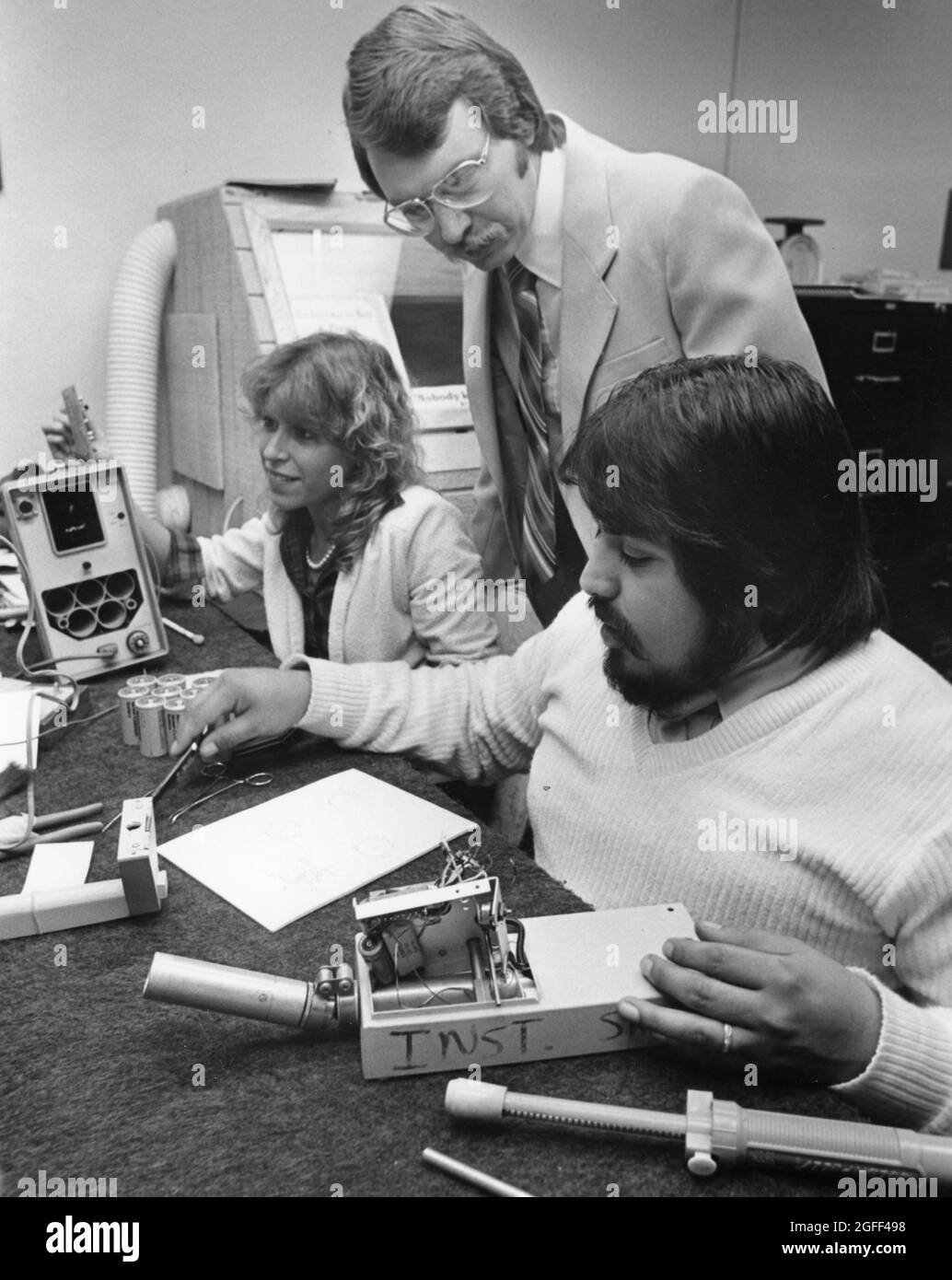 Small components electronics Black and White Stock Photos & Images Alamy