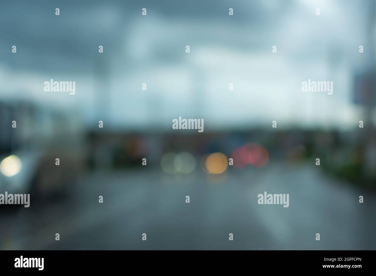 Rain city hi-res stock photography and images - Alamy