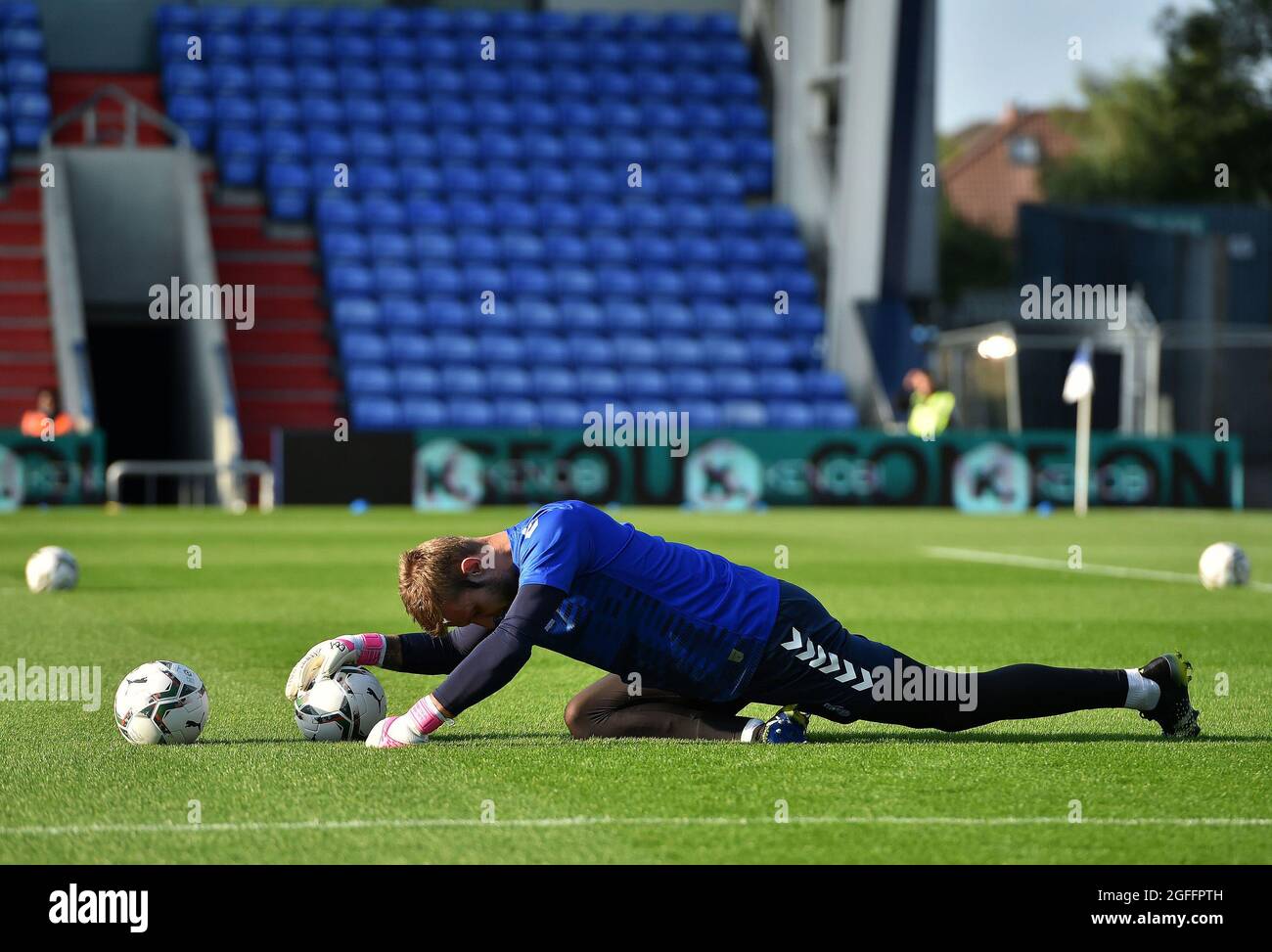 OLDHAM, UK. AUGUST 24TH Oldham Athletic's Laurie Walker during the Carabao Cup match between Oldham Athletic and Accrington Stanley at Boundary Park, Oldham on Tuesday 24th August 2021. (Credit: Eddie Garvey | MI News) Stock Photo