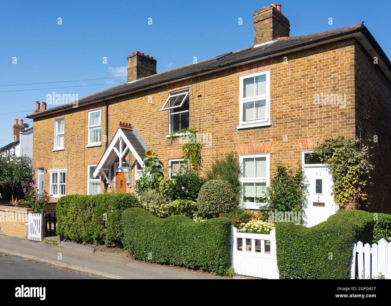 Period house and garden, Church Street, Walton-on-Thames, Surrey, England, United Kingdom Stock Photo