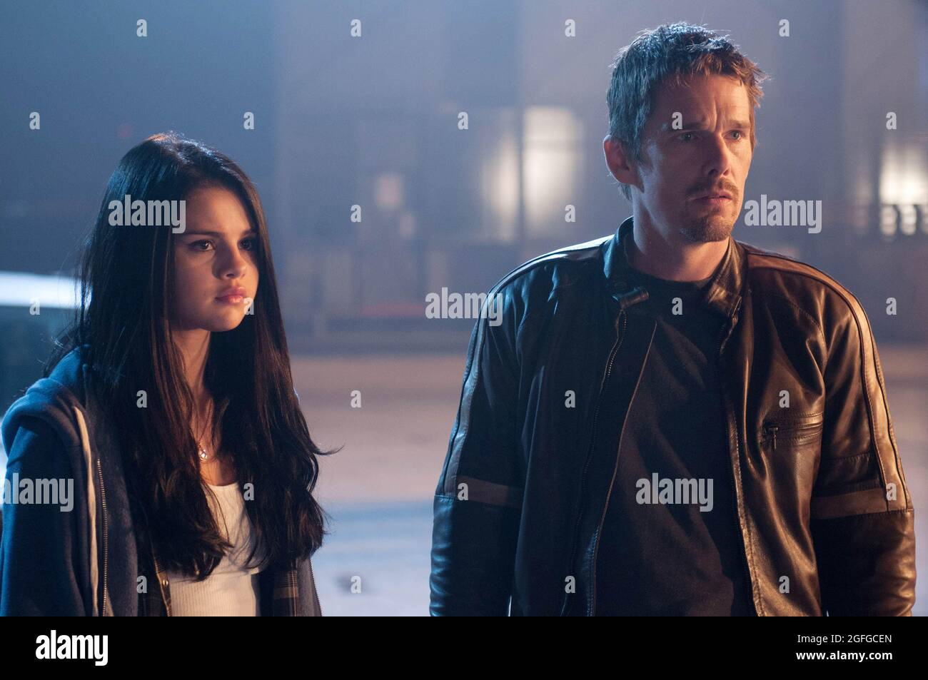 Los Angeles. CA. USA. Ethan Hawke and Selena Gomez in the ©Warner Bros. new  production: Getaway (2013). Plot: Brent Magna ( Ethan Hawke ) must get  behind the wheel and follow the, image size:1300x953
