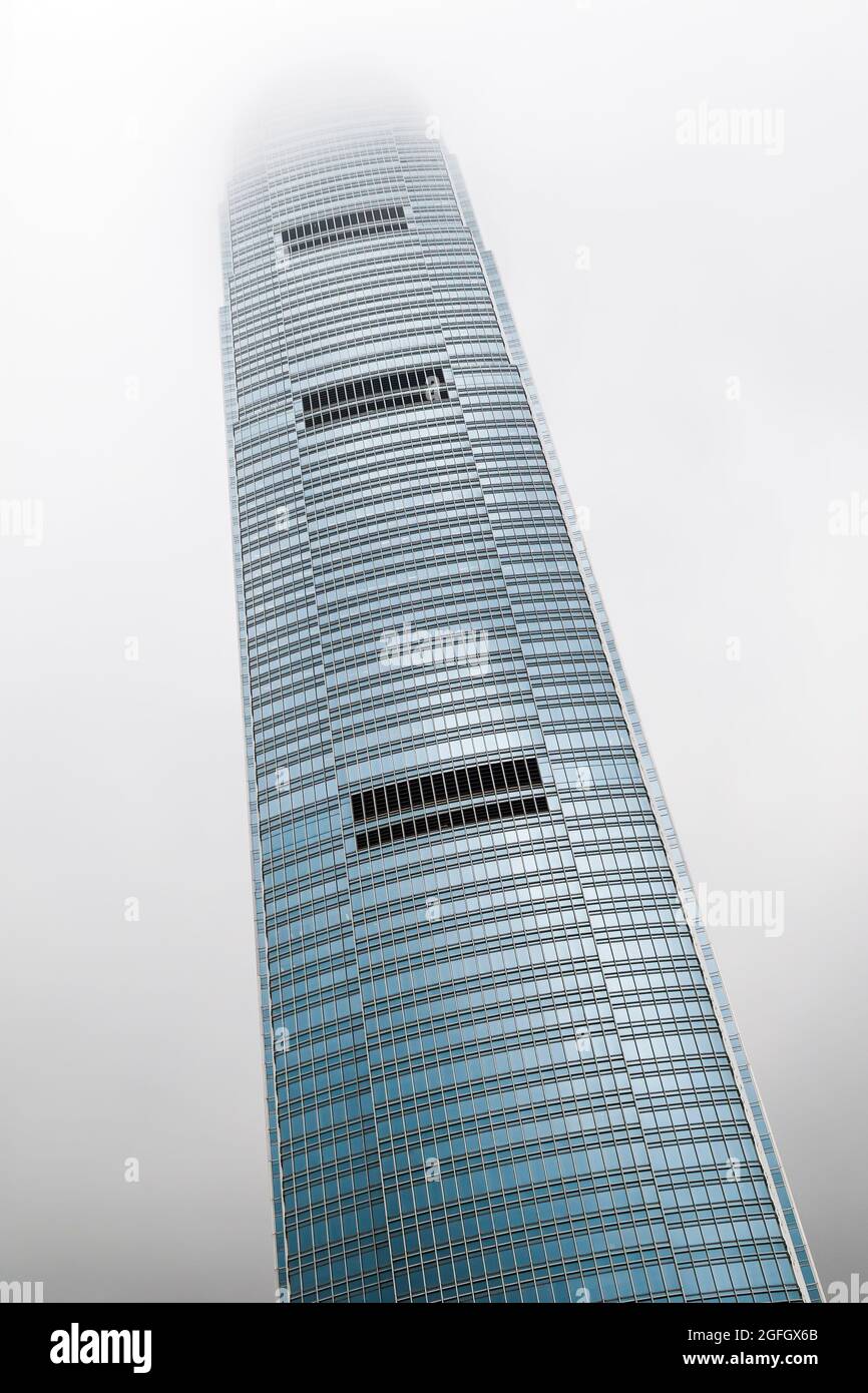 2ifc, Hong Kong Island's tallest building, in mist, during daylight Stock Photo