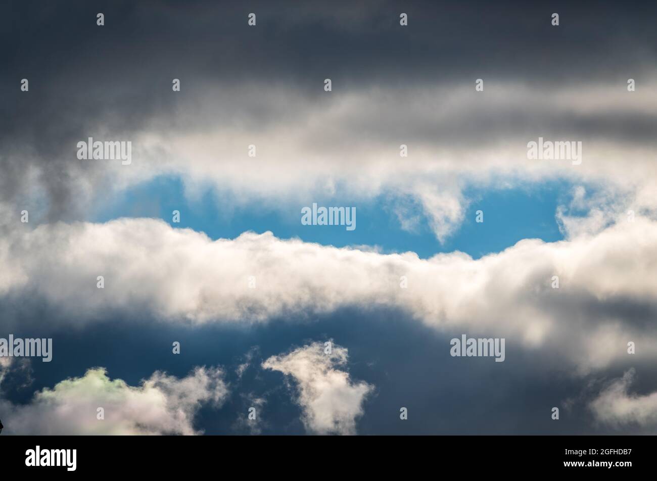 Dramatic cloudy sky background. Dark blue stormy cloudy sky Stock Photo ...