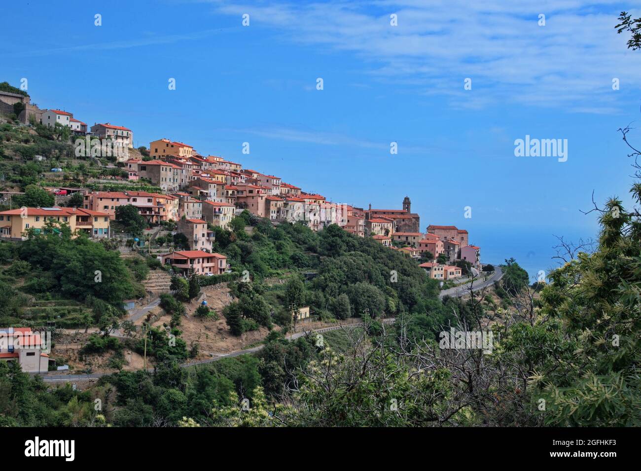 Scenic italian village view hi-res stock photography and images - Alamy