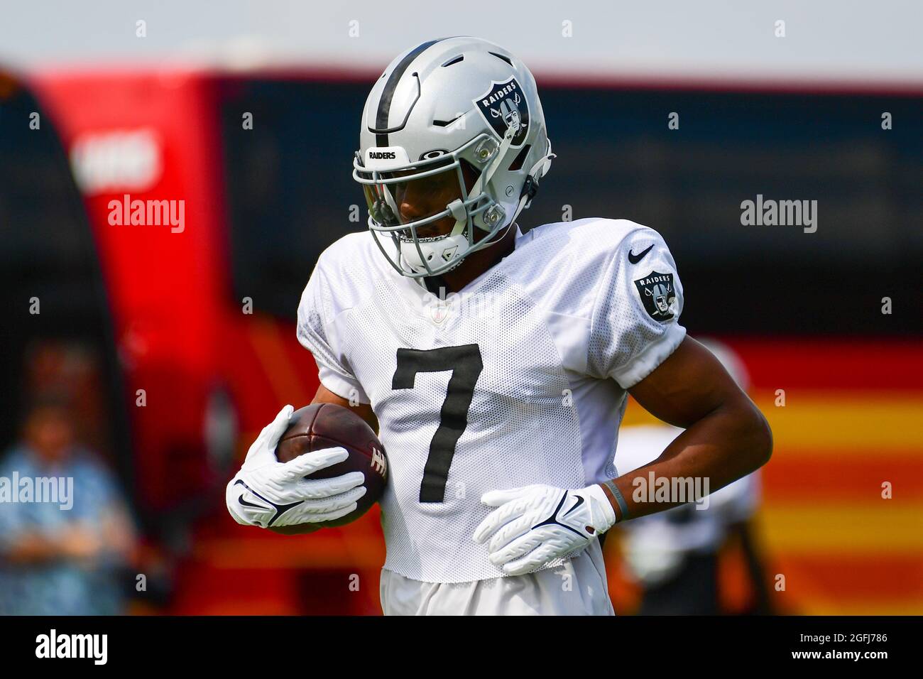 Las Vegas Raiders wide receiver Zay Jones (7) during training camp on  Thursday, Aug 19, 2021, in Thousand Oaks, Calif. (Dylan Stewart/Image of  Sport Stock Photo - Alamy