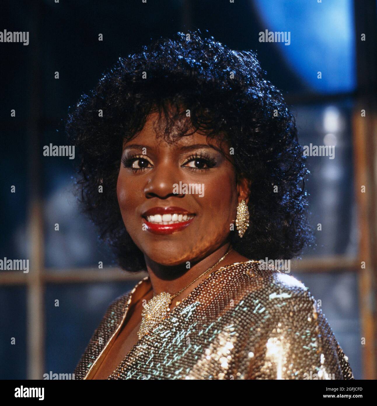 Singer gloria gaynor hi-res stock photography and images - Alamy