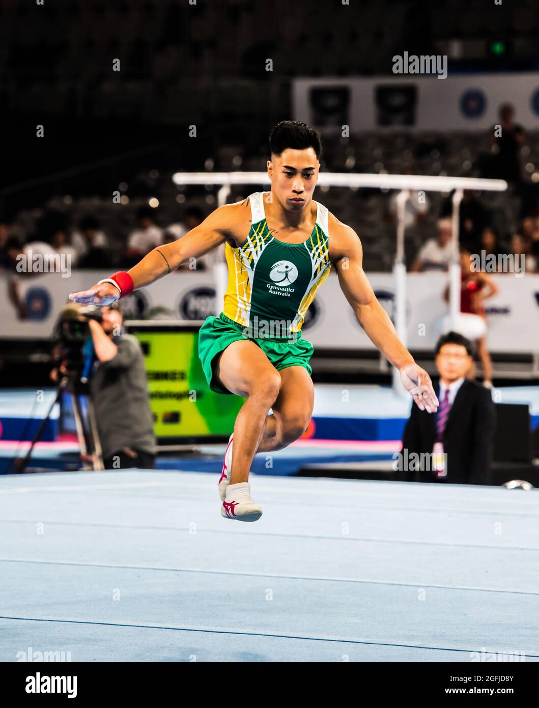 Gymnasts jumping hires stock photography and images Alamy