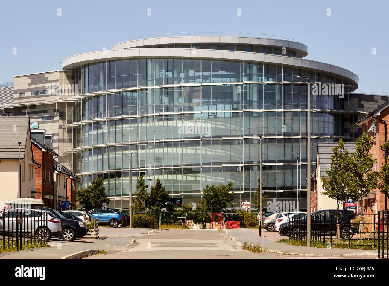 Ellesmere Port Cheshire College - South & West Stock Photo - Alamy