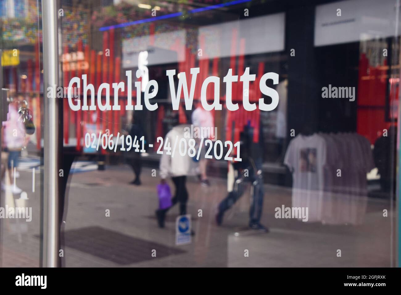 Charlie watts the rolling stones hi-res stock photography and images ...