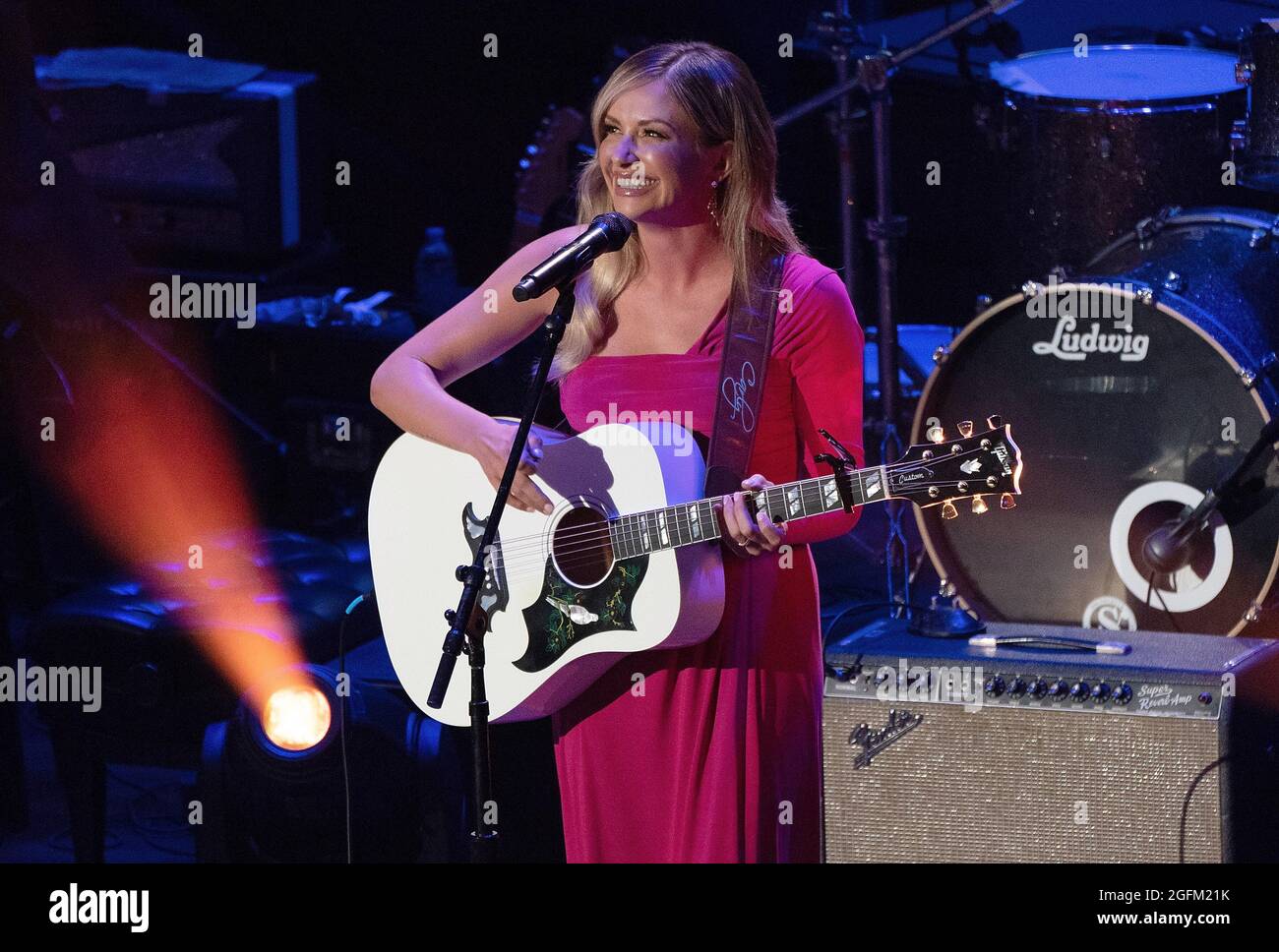 Nashville, USA. 25th Aug, 2021. Carly Pearce performs at the 14th ...