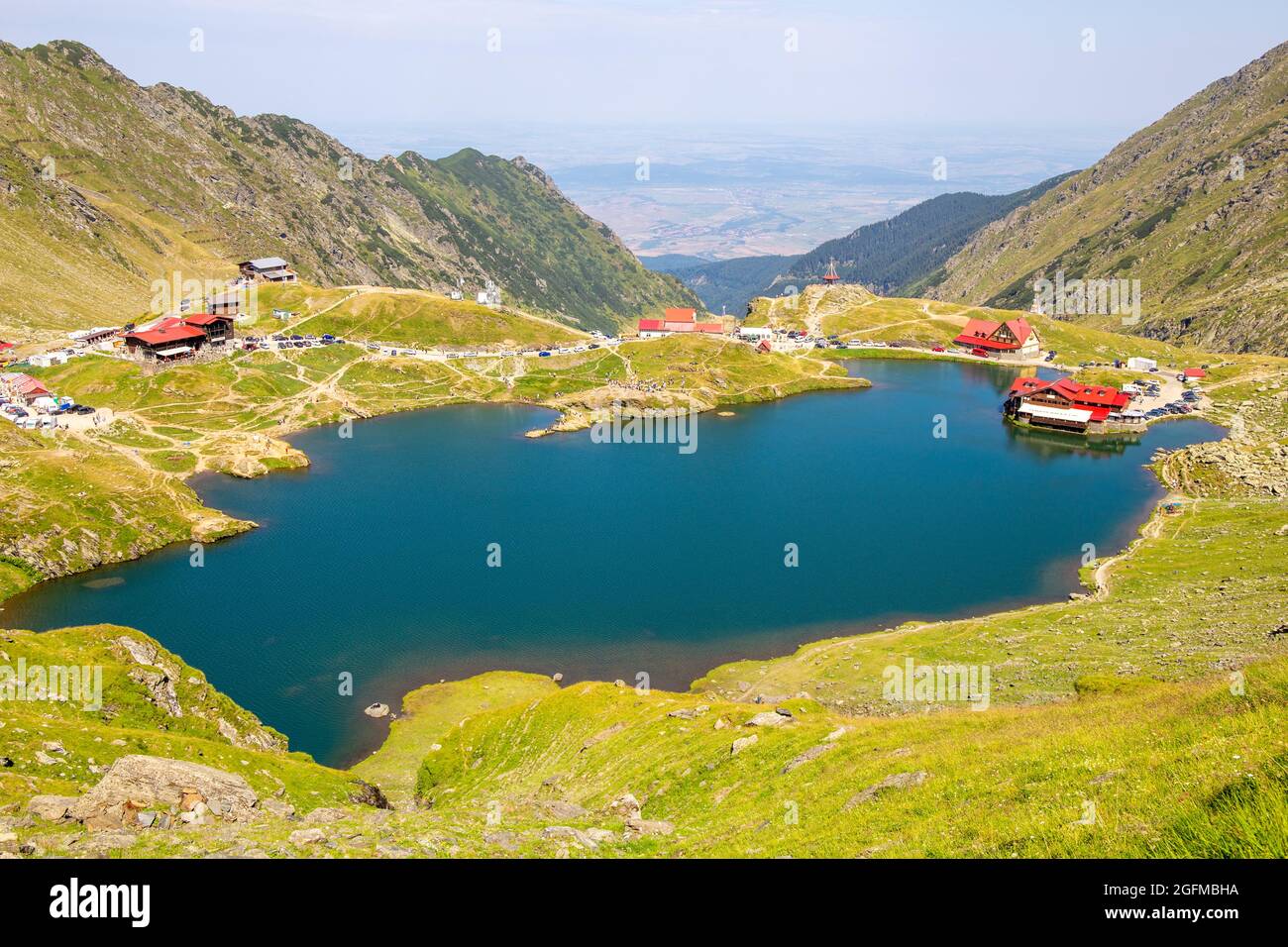 Romania: Lake Balea (Romanian: Balea Lac) from above. The lake is located  at the top of the pass on the Transfagaras High Road in the Fagaras  Mountain Stock Photo - Alamy