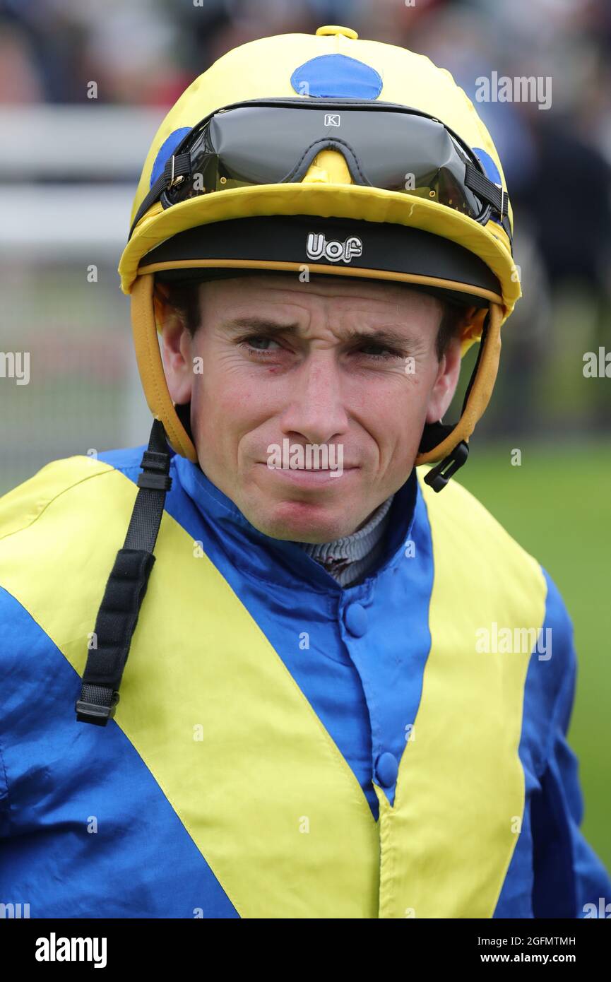Jockey ryan moore hi-res stock photography and images - Alamy