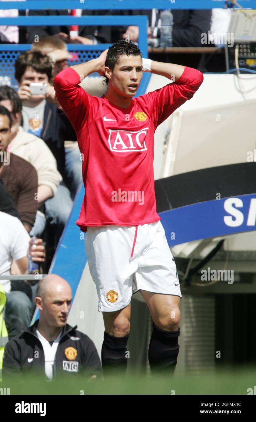 Cristiano ronaldo manchester united 2007 hi-res stock photography and ...