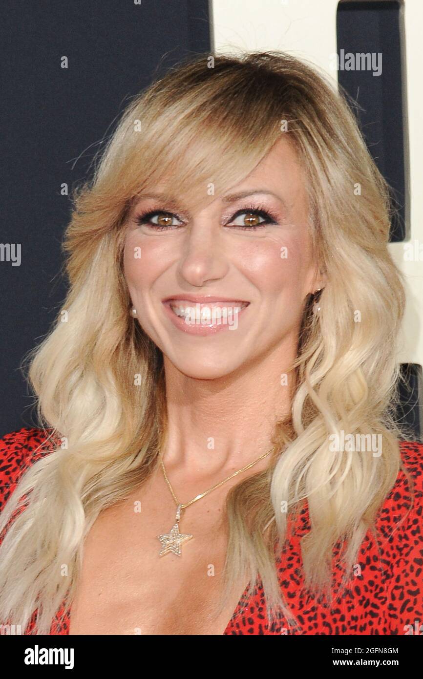 Los Angeles - CA -20191015-Premiere of Jojo Rabbit -PICTURED: Debbie
