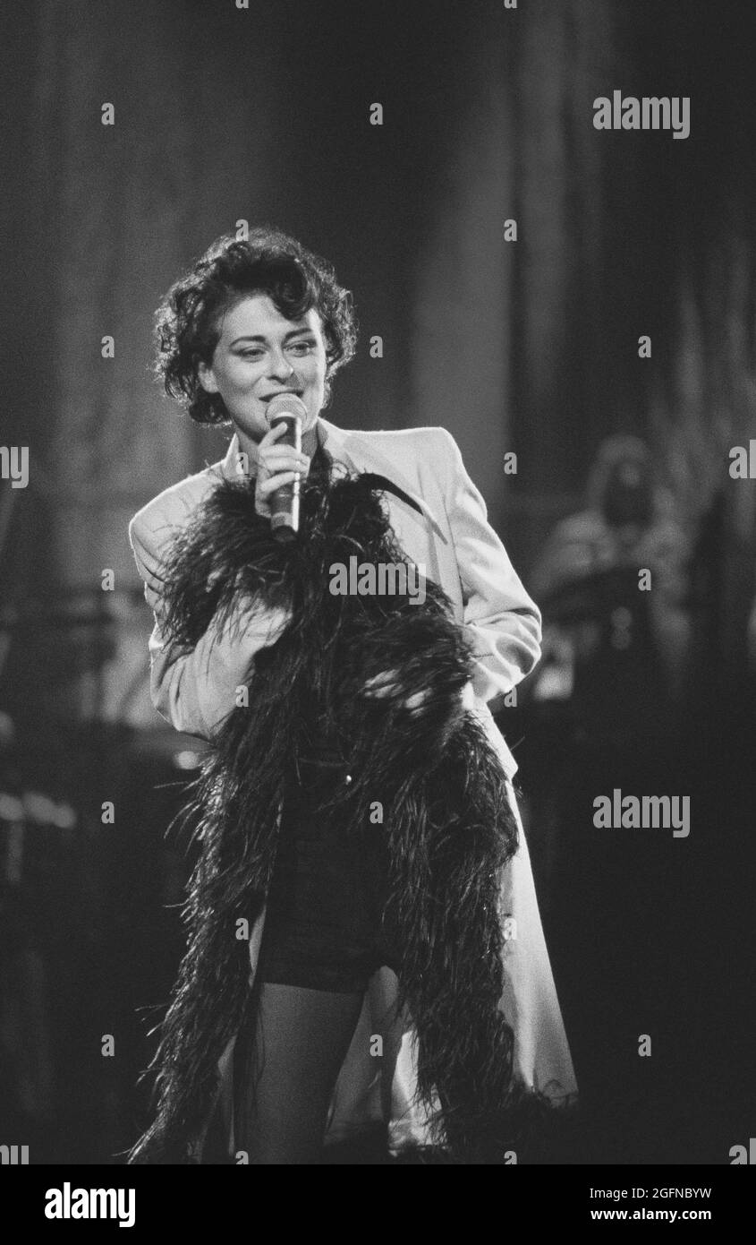 Lisa Stansfield performing in concert at Radio City Music Hall in New