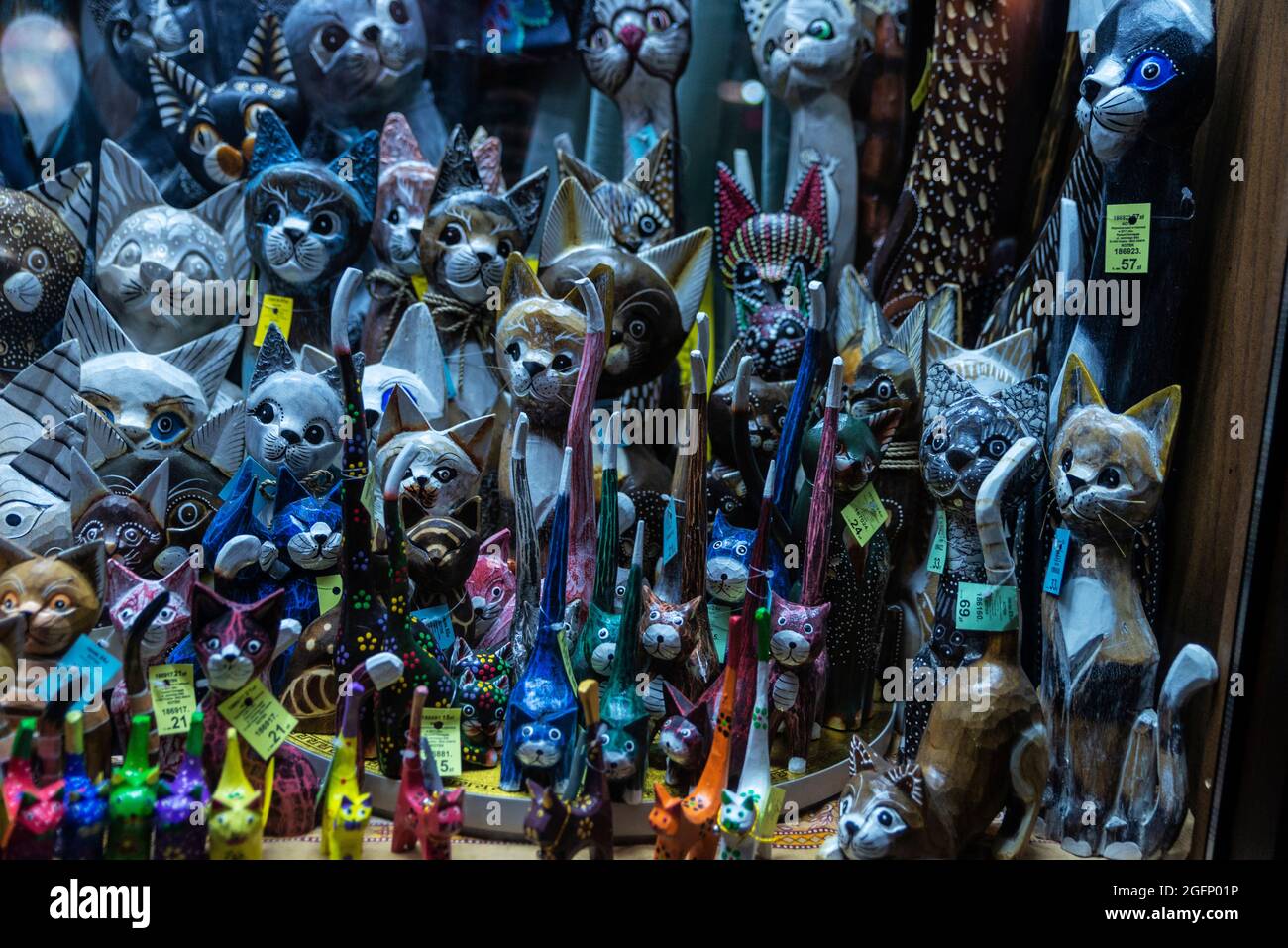 Krakow, Poland - August 29, 2018: Display of a Original polish pottery shop with cat figures at night in the Slawkowska Street, shopping street in Kra Stock Photo