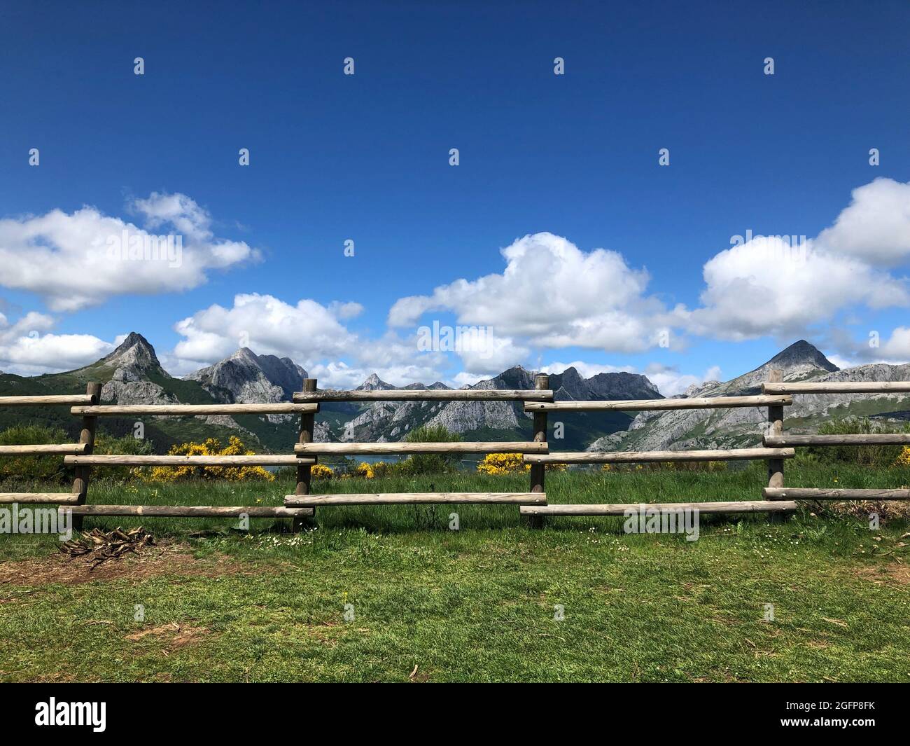 Wooden fence in the fields Stock Photo - Alamy