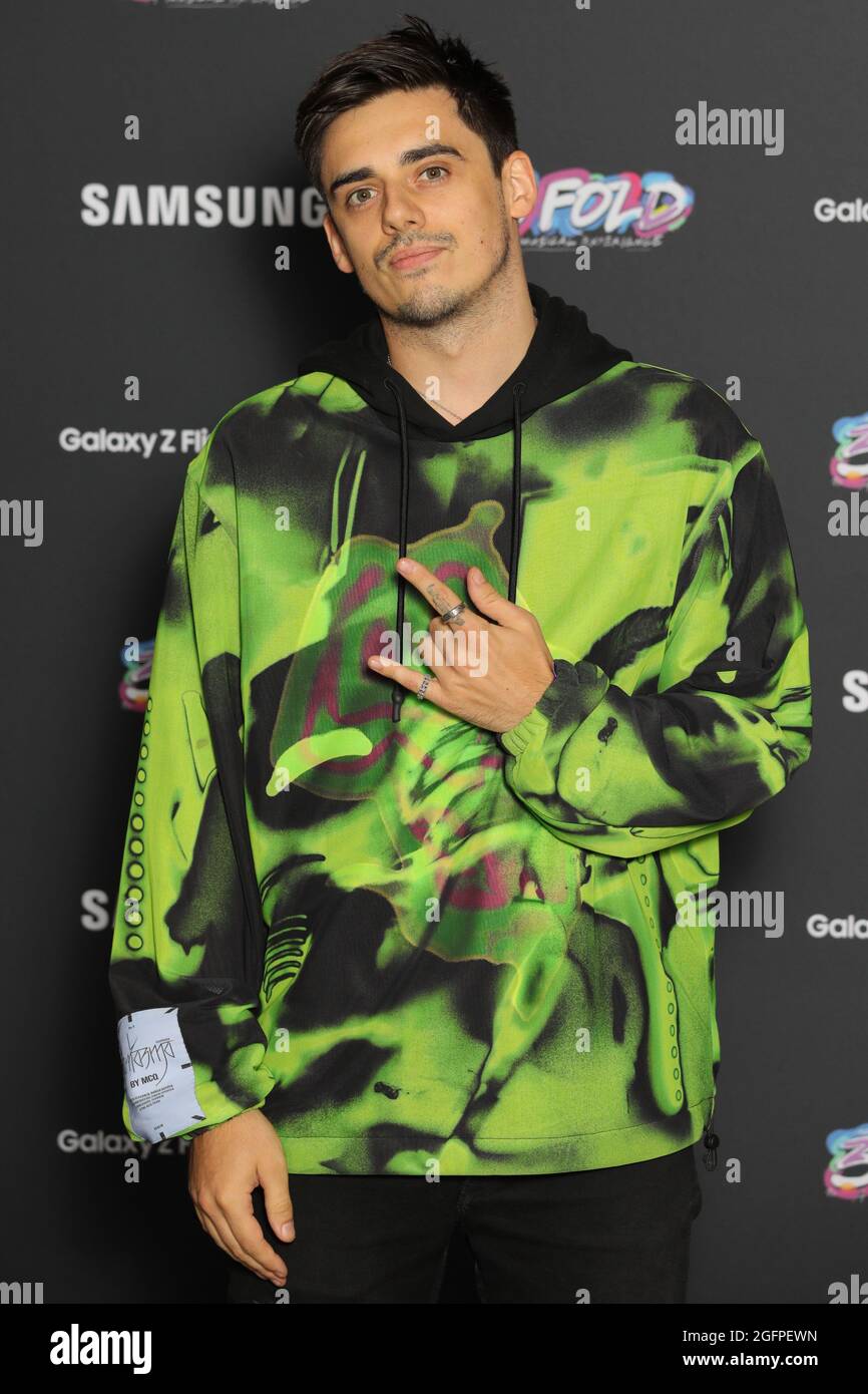 EDITORIAL USE ONLY Chris Mears attends a live gig by Yungblud alongside London Community Gospel Choir and artist Aries Moross at Samsung KX in London, to launch the Samsung Galaxy Z Fold3 and Z Flip3 devices which go on sale on Friday. Picture date: Thursday August 26, 2021. Stock Photo