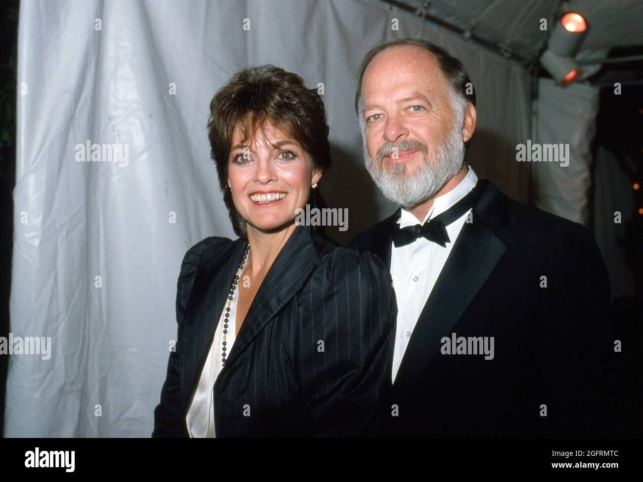 Linda Gray and Ed Thrasher Circa 1980's. Credit: Ralph Dominguez/MediaPunch  Stock Photo - Alamy