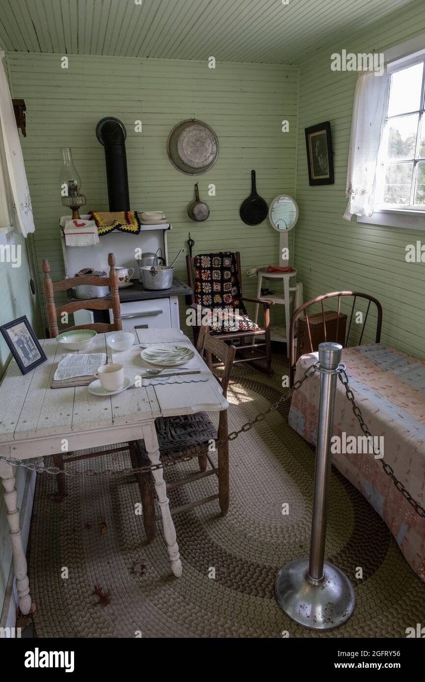 Coal house west virginia hires stock photography and images Alamy