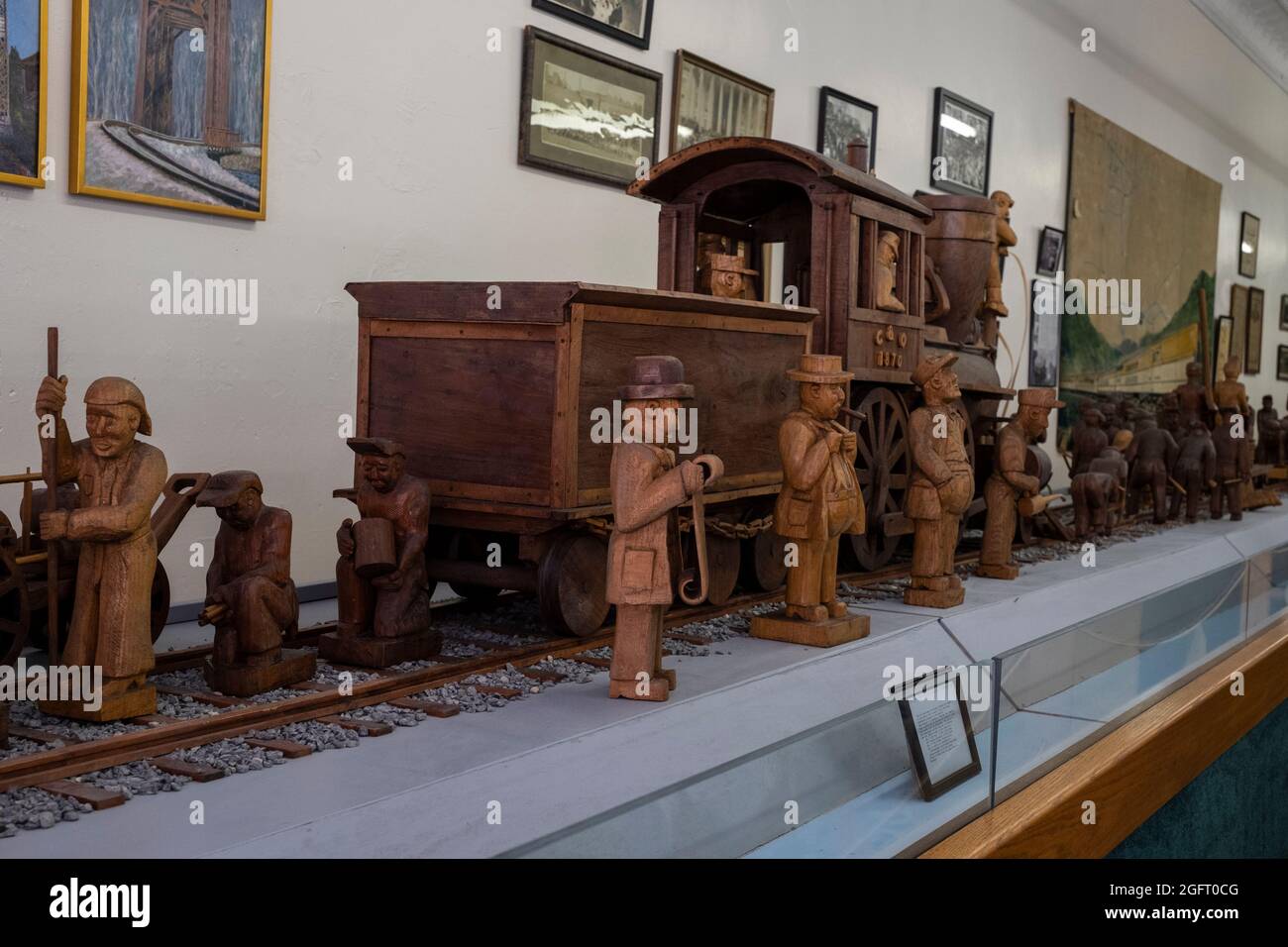 Hinton, West Virginia. Hinton Railroad Museum, Carvings of Railroad