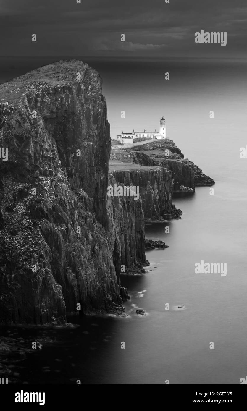 Neist point lighthouse isle skye Black and White Stock Photos & Images ...