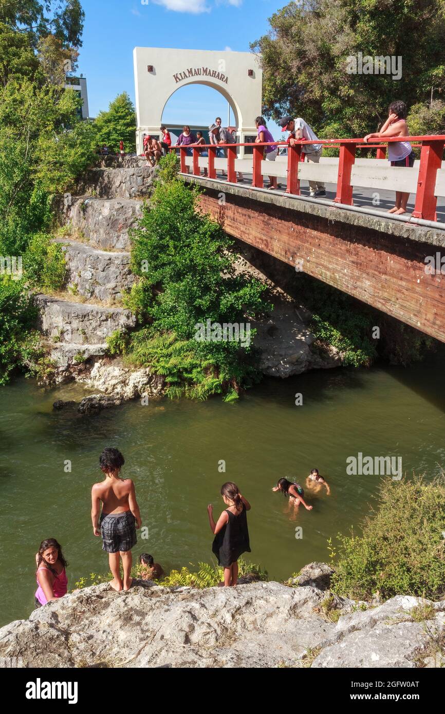 Maori children swimming hi-res stock photography and images - Alamy