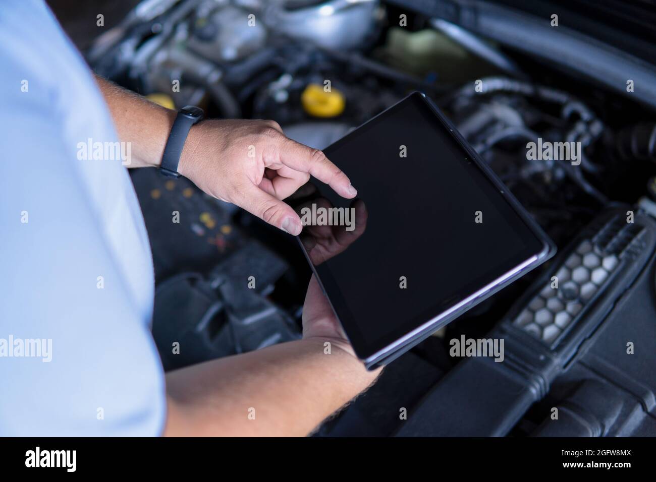 Car repai hi-res stock photography and images - Alamy