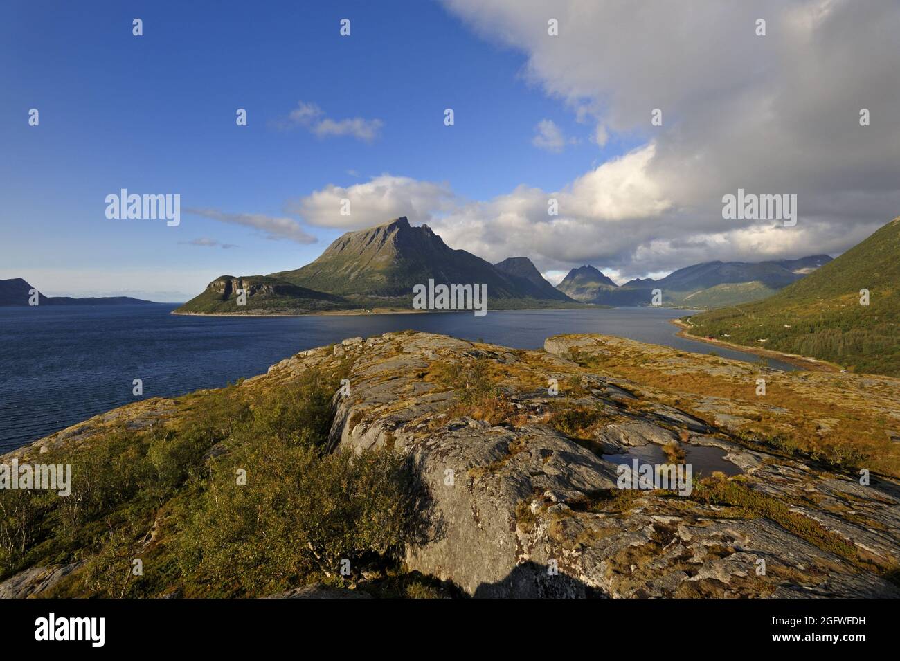 Hjartinden peaks at the coast, Norway, Haugland, Aldra Island Stock Photo