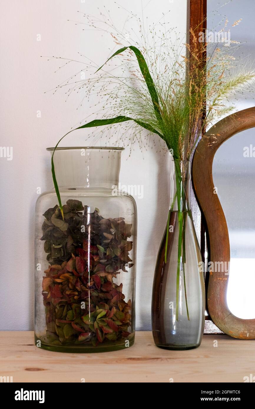 Jar of dried flowers hires stock photography and images Alamy