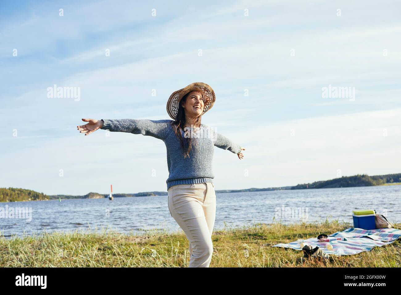 Woman freedom happy outdoor hi-res stock photography and images - Alamy