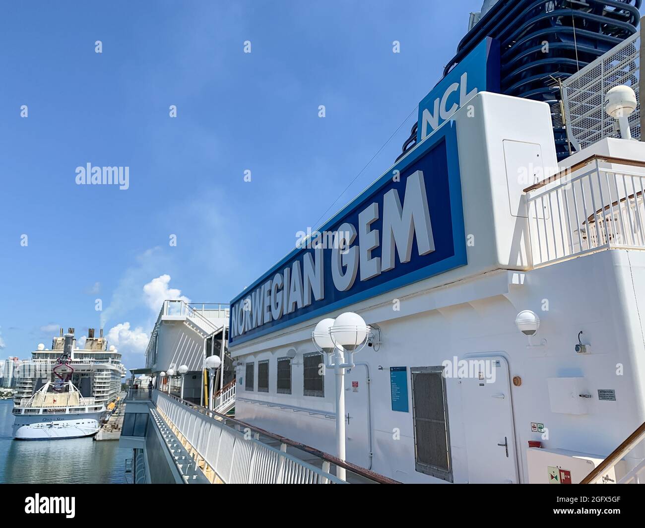 MIAMI, UNITED STATES Aug 11, 2021 The Norwegian Cruise Lines logo on