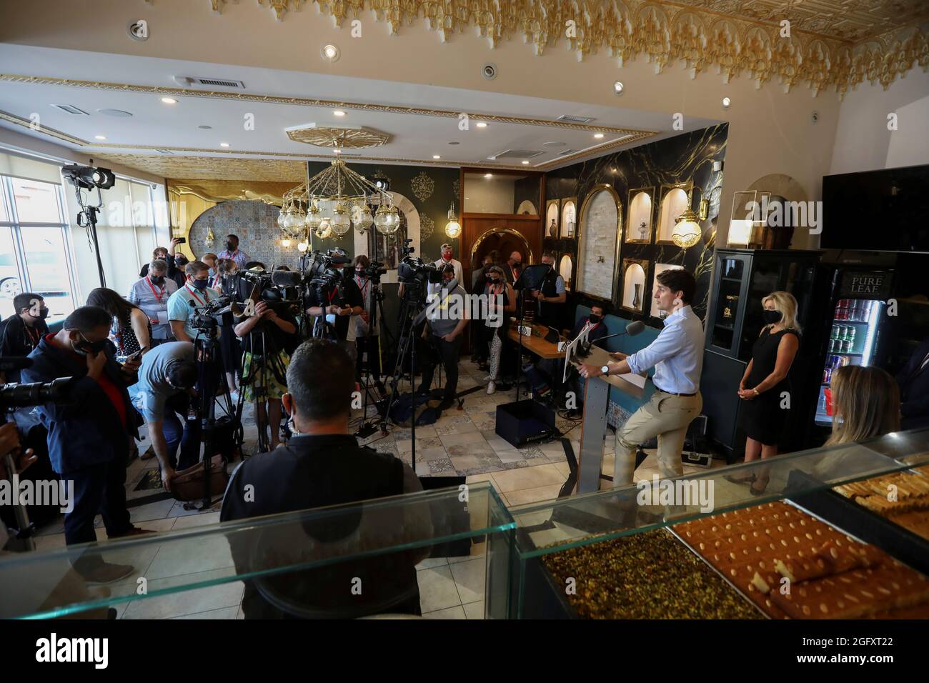 Canada S Prime Minister Justin Trudeau Speaks To The Media At The Nafisa Middle Eastern Cuisine Restaurant Canada S Prime Minister Justin Trudeau Speaks To The Media At The Nafisa Middle Eastern Cuisine Restaurant