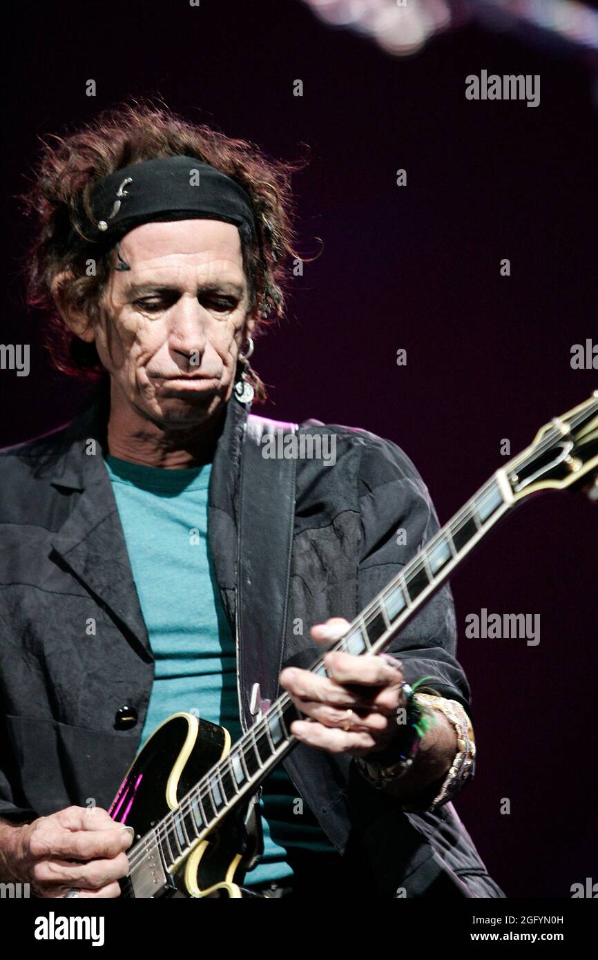 ALL IMAGES TAKEN 2006 MIAMI BEACH, FL - SEPTEMBER 04, 2006: Wrinkled rocker Keith  Richards denies he was stoned when he rolled off a tree in Fiji and hit his  head, causing