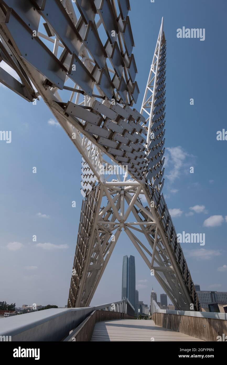 Oklahoma City, Oklahoma. Scissortail Park, Skydance Bridge, Scissortail Bridge, Completed 2012. Stock Photo