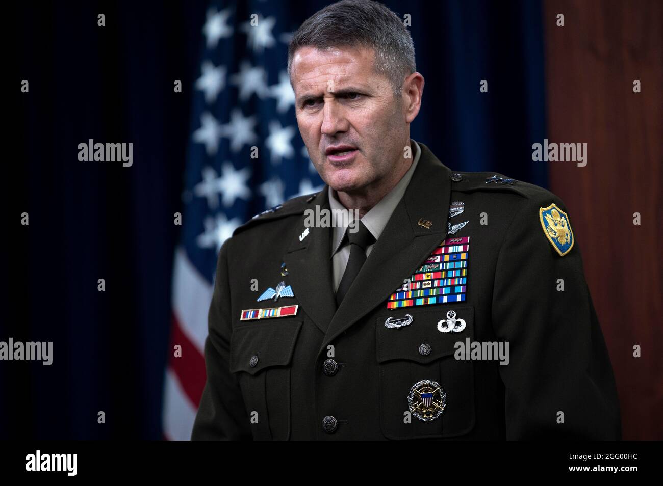 Arlington, United States Of America. 27th Aug, 2021. U.S. Army Maj. Gen. Hank Taylor, Joint Staff deputy director for regional operations, speaks at a press briefing on Afghanistan at the Pentagon August 27, 2021 in Arlington, Virginia. The Pentagon said that the Taliban released thousands of prisoners, including members of the Islamic State Khorasan terror group that attacked the Kabul evacuation. Credit: Planetpix/Alamy Live News Stock Photo