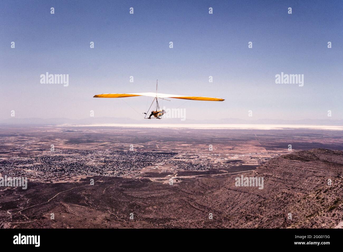 Powered hang glider soaring hires stock photography and images Alamy