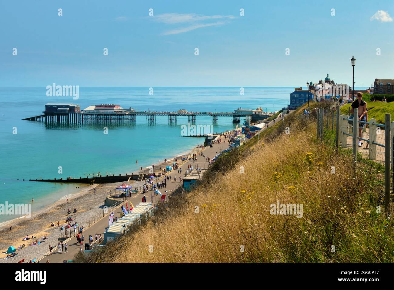 Cromer Pier Beach and Clifftop Stock Photo Alamy