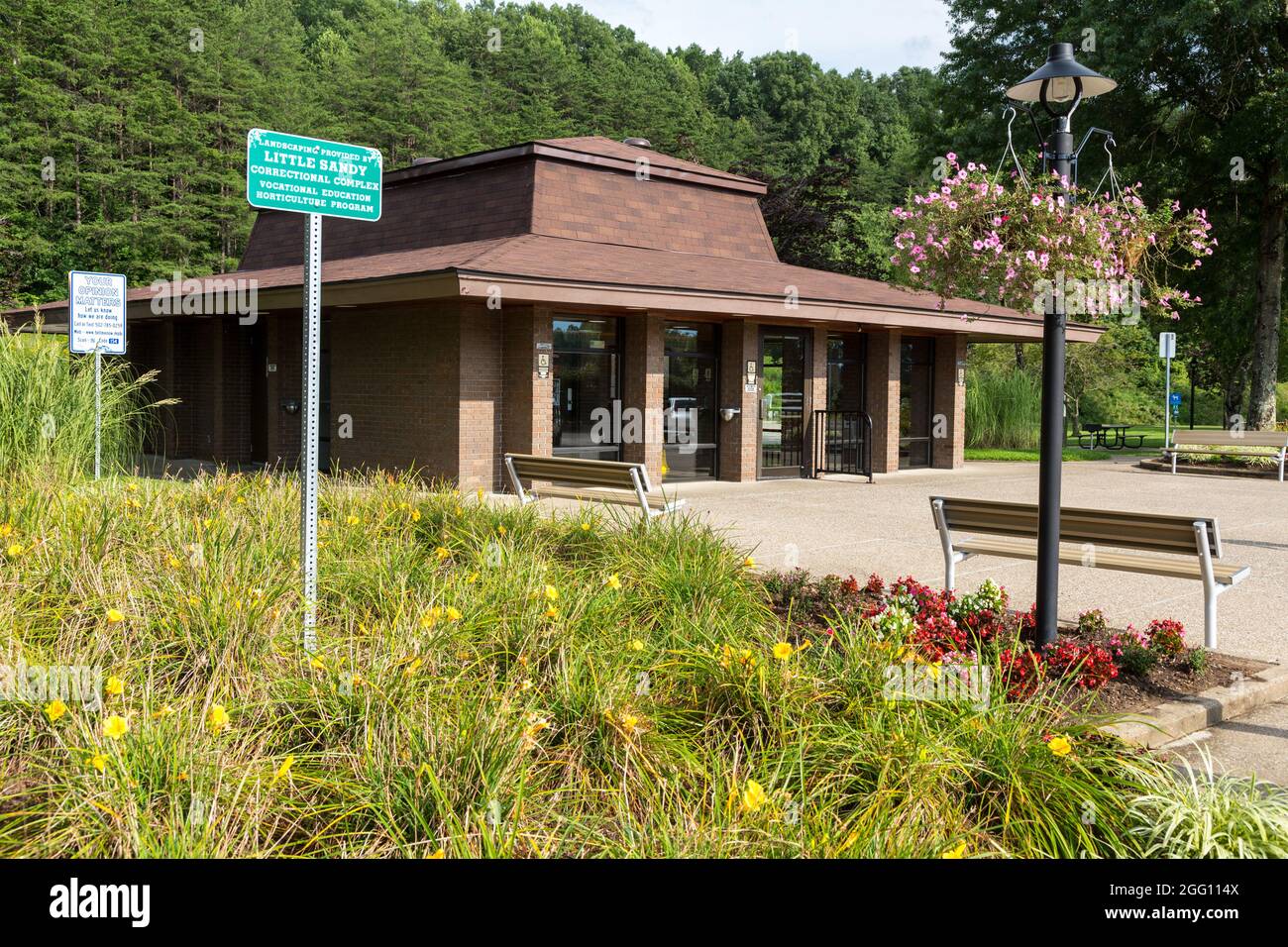 Kentucky. Roadside Rest Stop on Interstate 64 Highway Stock Photo Alamy
