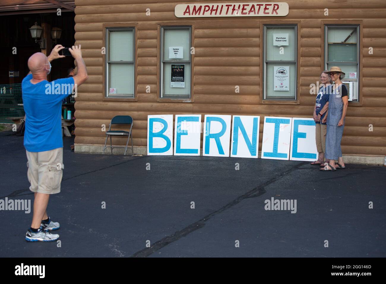 Jason sanders hires stock photography and images Alamy