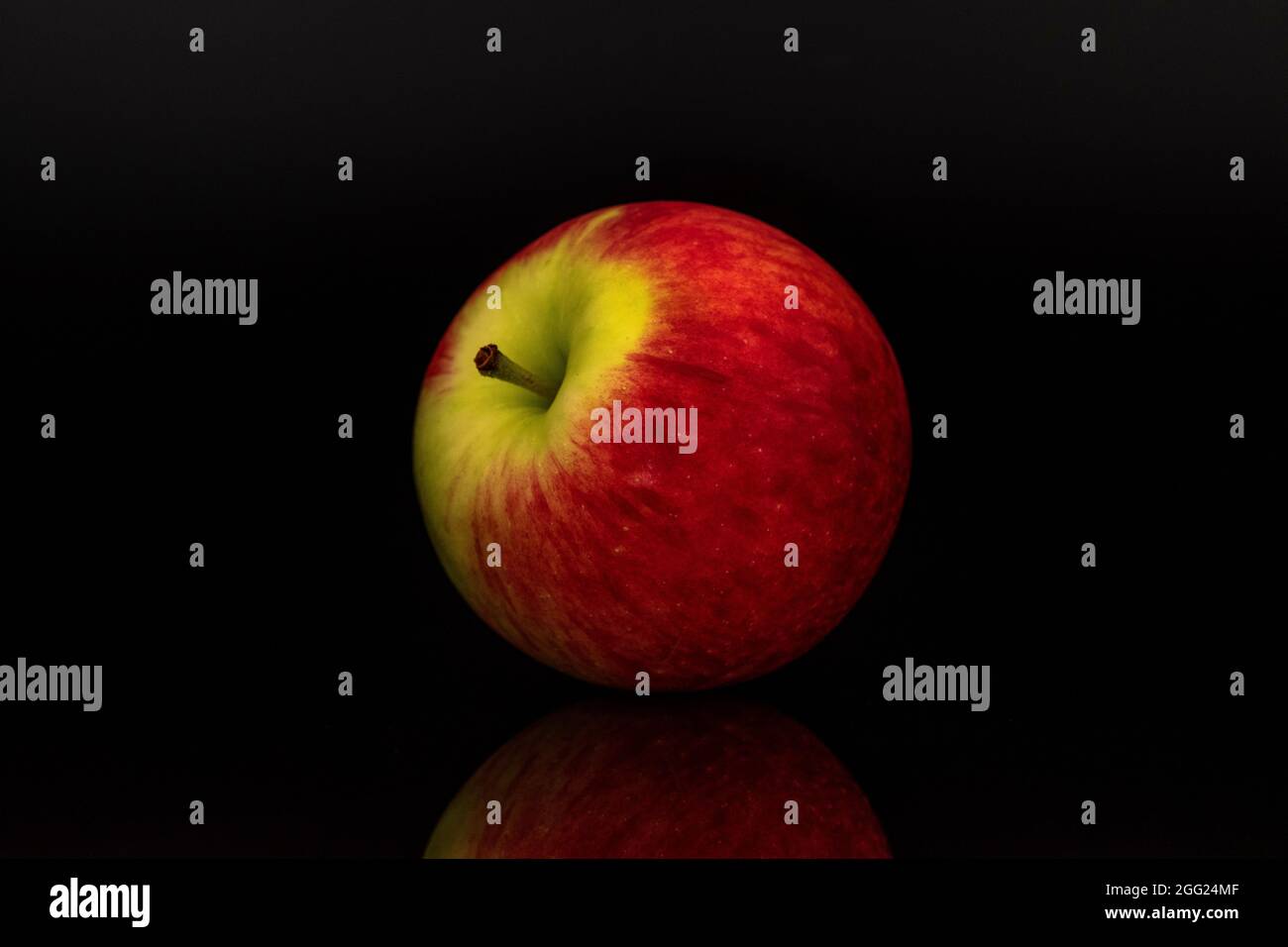 Single Apple Ripe One ripe organic apple, close-up, isolated on black Stock Photo - Alamy