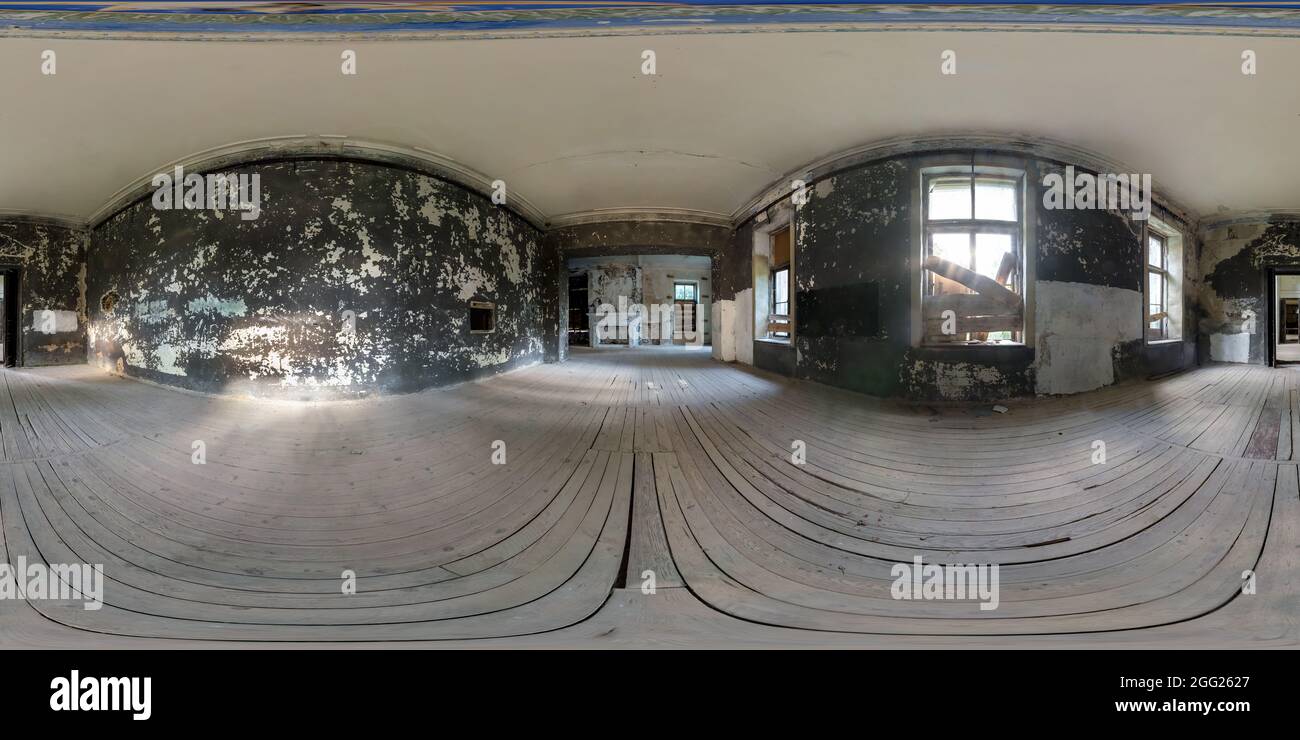 360 hdr panorama in abandoned empty concrete room or old building. full seamless spherical hdri panorama in equirectangular projection, ready AR VR vi Stock Photo